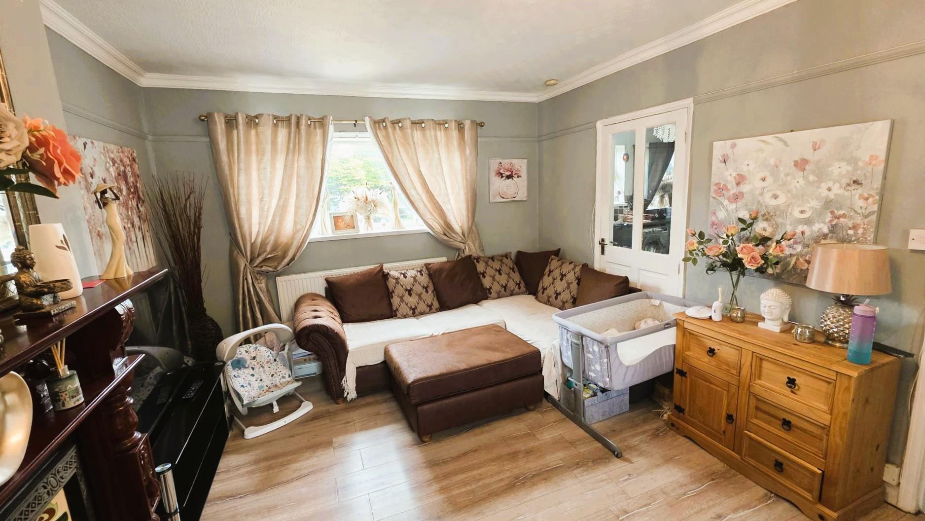 School Road, Llanelli, SA15 2AU